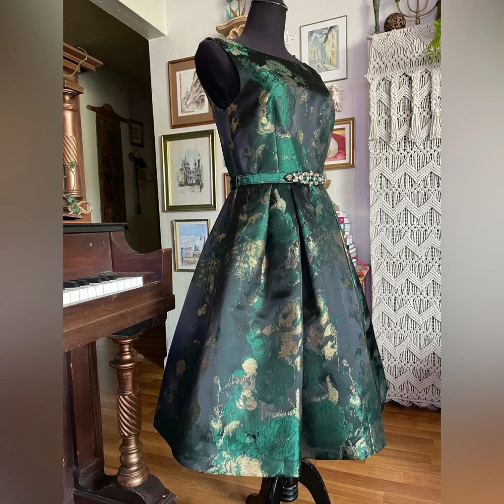 Eliza J Green and Gold Floral Midi Dress - Picture 4 of 10